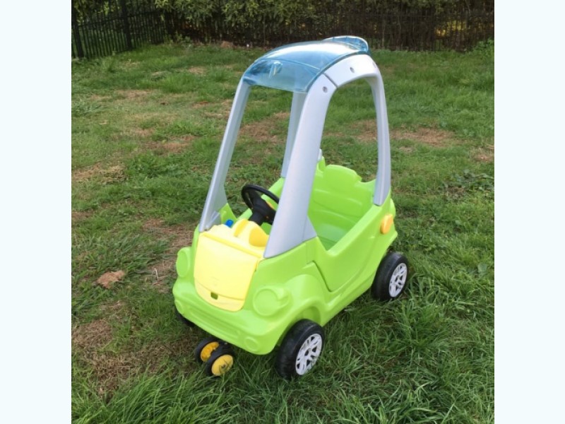 Lime car